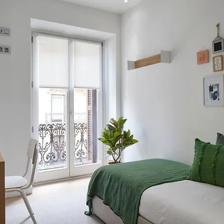 Appartement Easo 2b By Feelfree